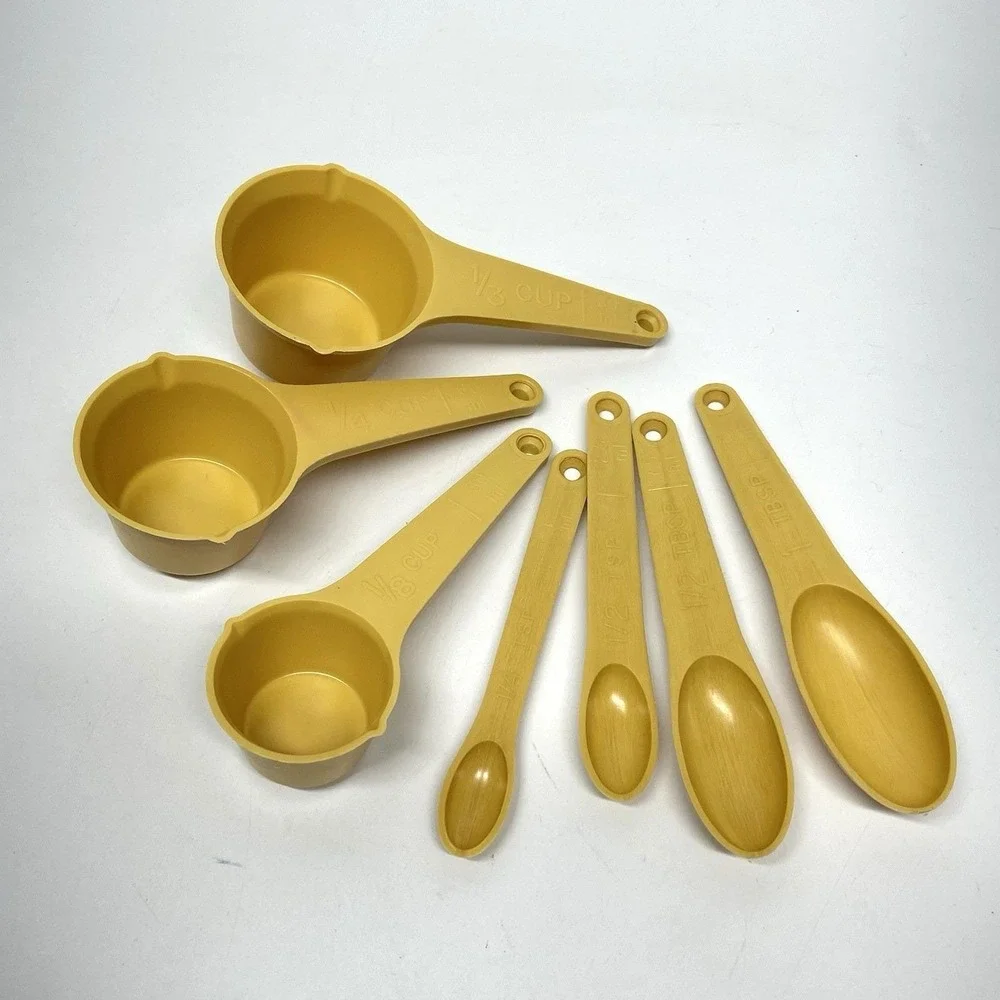 Vintage 1970s Foley Nesting Measuring Cups Spoons Set Of‎ 7 Piece Harvest Gold